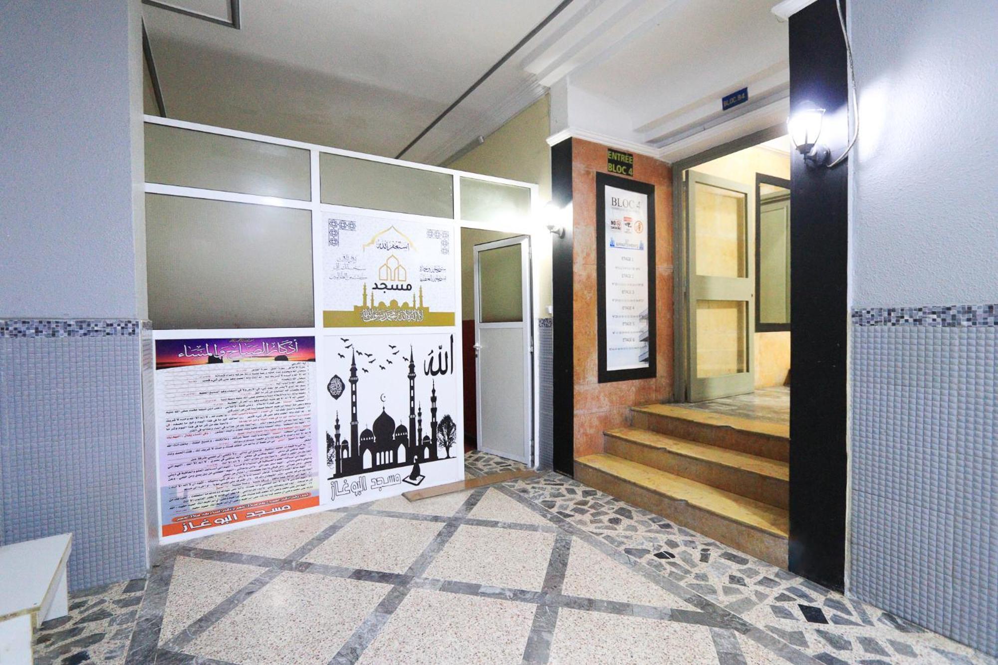 Duplex Familial 3 Chambres Au Coeur De La Corniche De Tanger Exterior photo