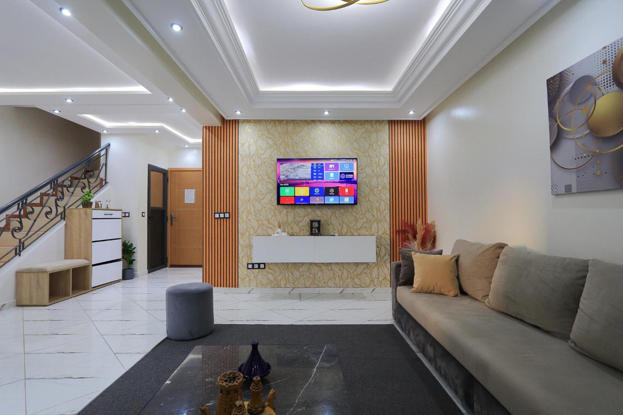 Duplex Familial 3 Chambres Au Coeur De La Corniche De Tanger Exterior photo