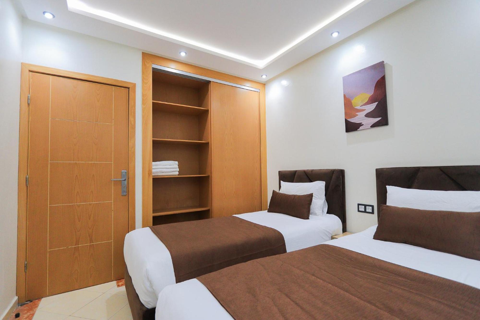 Duplex Familial 3 Chambres Au Coeur De La Corniche De Tanger Exterior photo