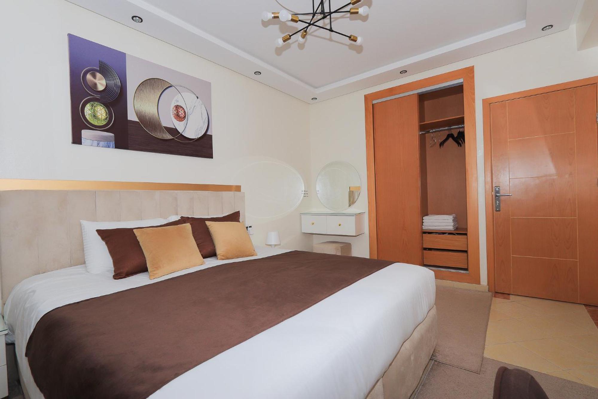 Duplex Familial 3 Chambres Au Coeur De La Corniche De Tanger Exterior photo