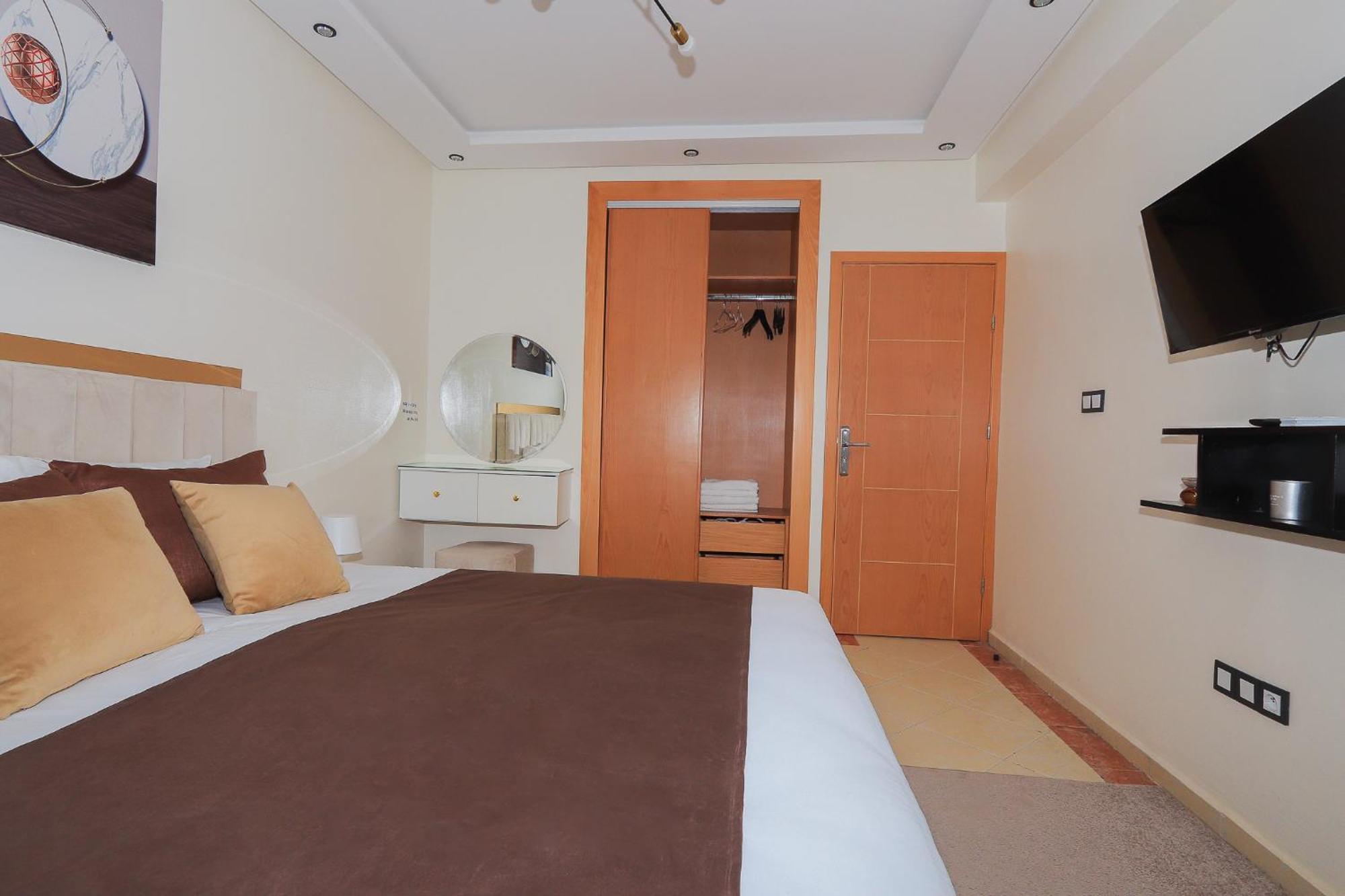 Duplex Familial 3 Chambres Au Coeur De La Corniche De Tanger Exterior photo
